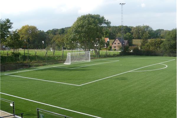 Aménagement terrain de football synthétique - Sportinfrabouw NV